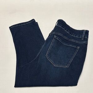 Royalty For Me Capri Jeans